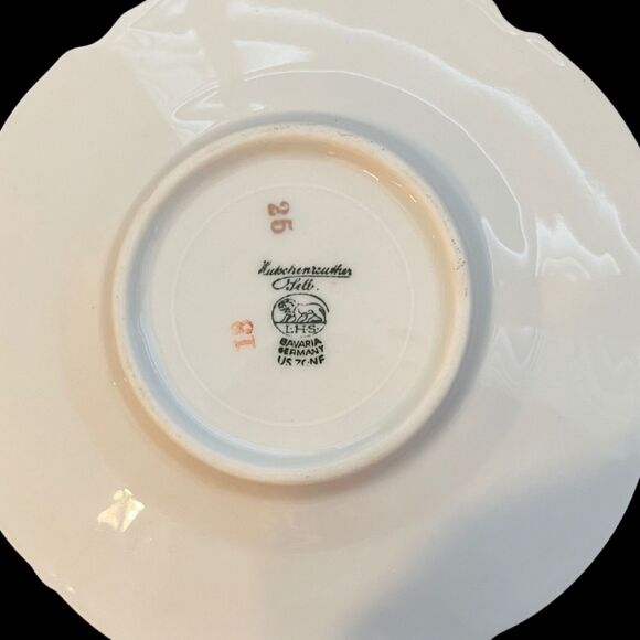 Vintage Hutschenreuther LHS Gelb Teacup Saucer Set German Floral & Gold Design - Picture 4 of 7